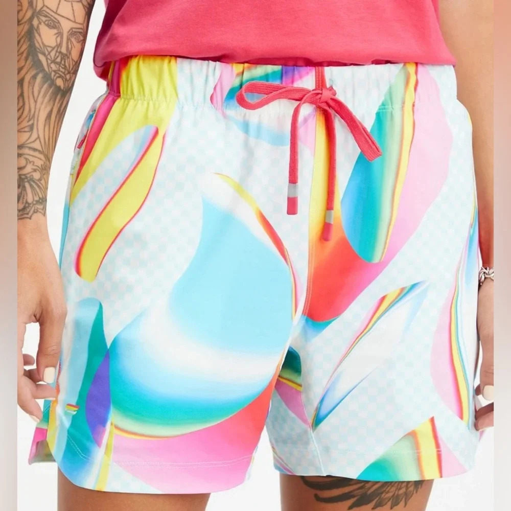 FABLETICS Pride‎ One Shorts
